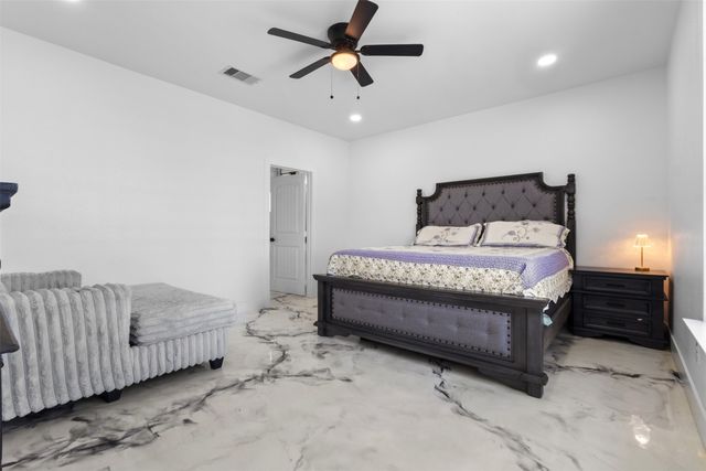 233 Private Road 7786, Wills Point, TX 75169