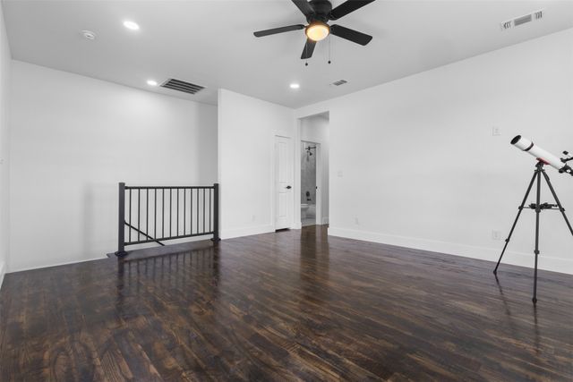 233 Private Road 7786, Wills Point, TX 75169