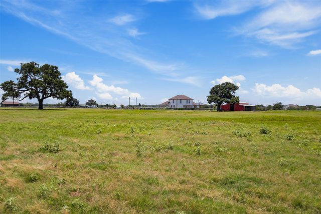 233 Private Road 7786, Wills Point, TX 75169