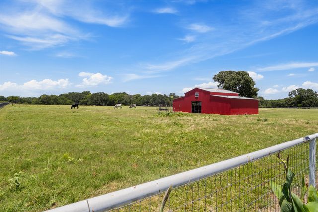 233 Private Road 7786, Wills Point, TX 75169