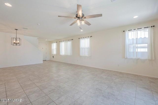 11267 S Weismann Drive, Vail, AZ 85641