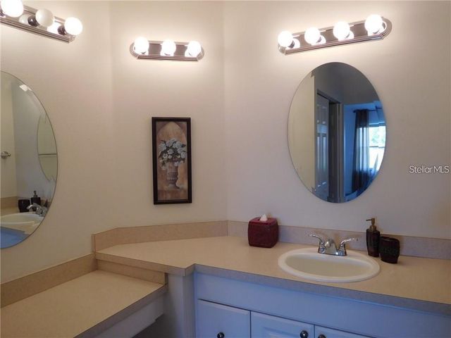 8830 CORAL PALMS COURT B, Kissimmee, FL 34747