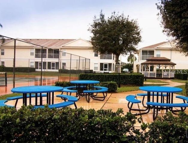 8830 CORAL PALMS COURT B, Kissimmee, FL 34747