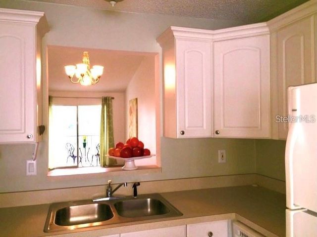 8830 CORAL PALMS COURT B, Kissimmee, FL 34747