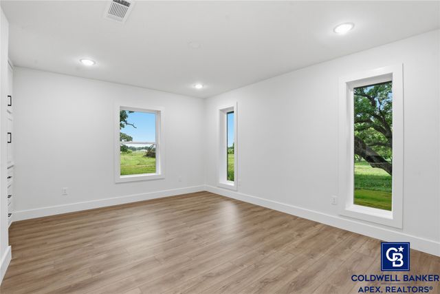11458 State Highway 171, Covington, TX 76636