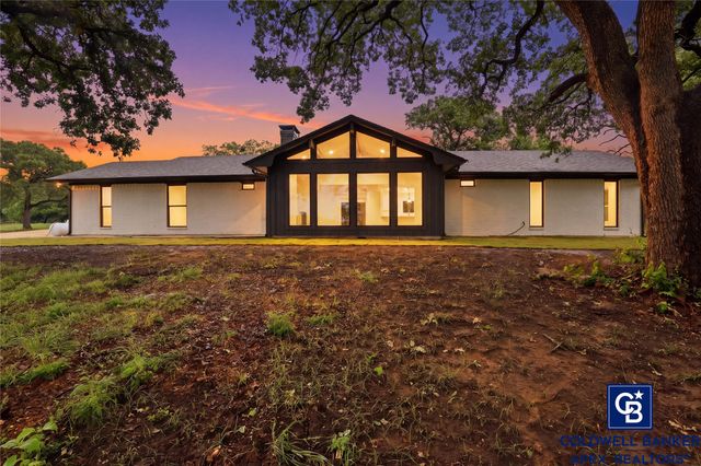 11458 State Highway 171, Covington, TX 76636