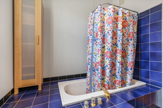 3809 N Kenmore Avenue, Chicago, IL 60613