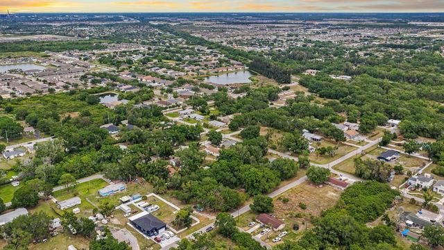 704 1ST AVENUE NE, Ruskin, FL 33570