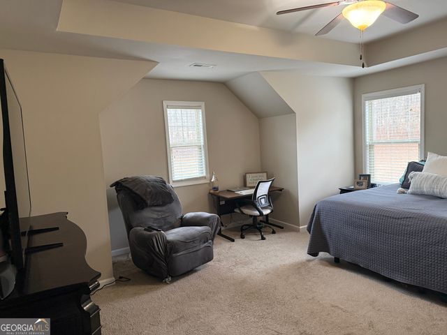 301 Hickory Hills Drive, Newnan, GA 30263