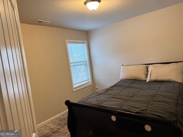 301 Hickory Hills Drive, Newnan, GA 30263