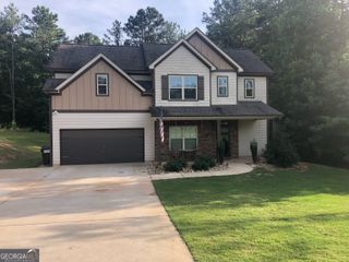 301 Hickory Hills Drive, Newnan, GA 30263