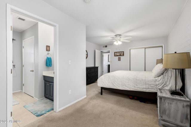 10637 W AUGUSTA Drive, Sun City, AZ 85351