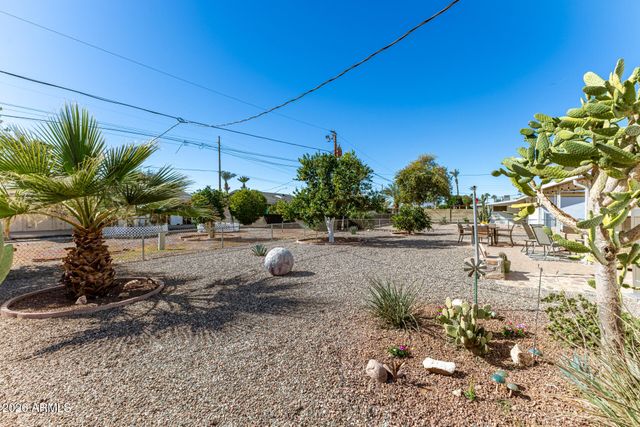 10637 W AUGUSTA Drive, Sun City, AZ 85351