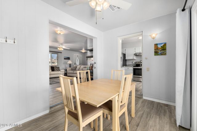 10637 W AUGUSTA Drive, Sun City, AZ 85351