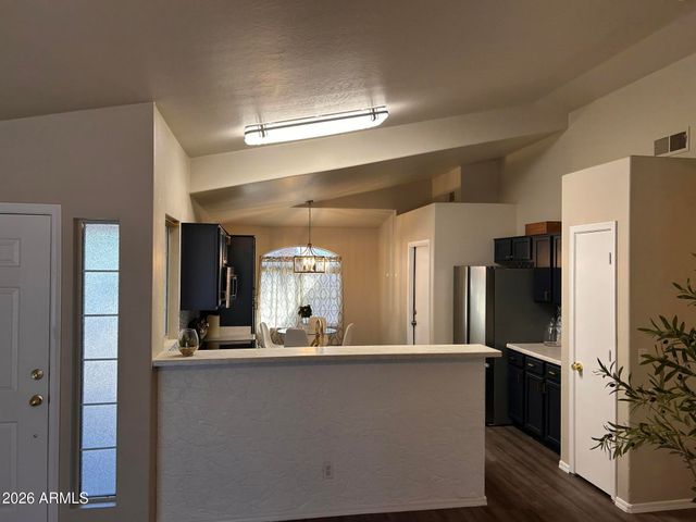 8852 E DARTMOUTH Street, Mesa, AZ 85207
