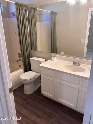 8852 E DARTMOUTH Street, Mesa, AZ 85207