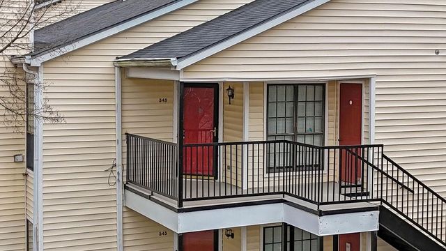 549 Windchase Lane, Stone Mountain, GA 30083