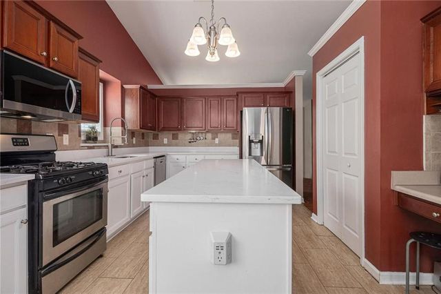 213 Overlook Court, Dallas, GA 30157