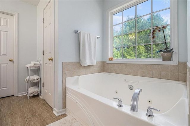 213 Overlook Court, Dallas, GA 30157