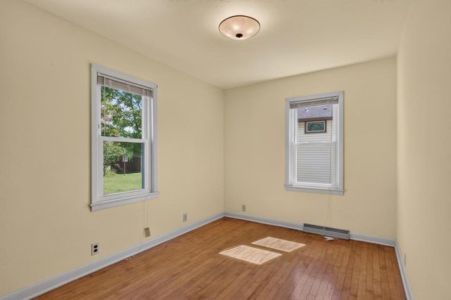 908 W 5TH STREET, Nekoosa, WI 54457