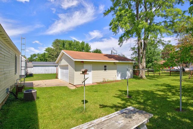 908 W 5TH STREET, Nekoosa, WI 54457