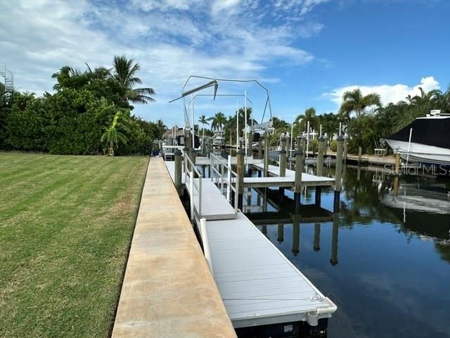 524 68TH STREET, Holmes Beach, FL 34217