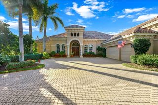 7615 Palmer CT, Naples, FL 34113