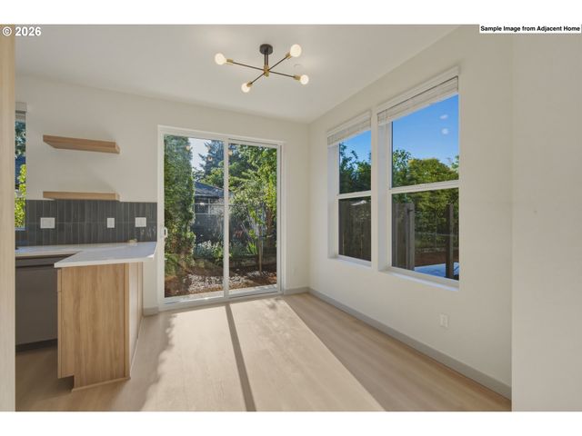 7051 Se 60th Ave, Portland, OR 97206