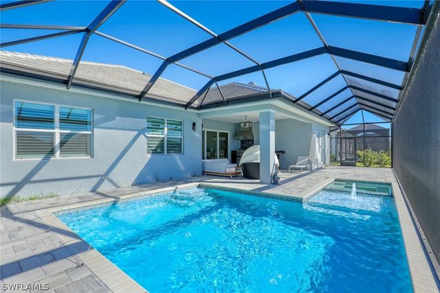 14327 Laguna Springs LN, Naples, FL 34114