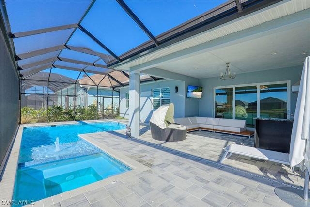 14327 Laguna Springs LN, Naples, FL 34114