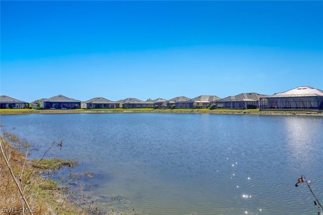 14327 Laguna Springs LN, Naples, FL 34114