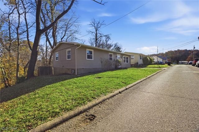 512 Maple Street A, Parkersburg, WV 26101