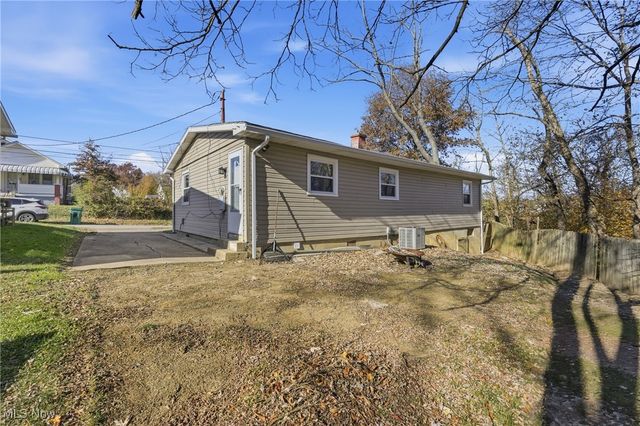 512 Maple Street A, Parkersburg, WV 26101