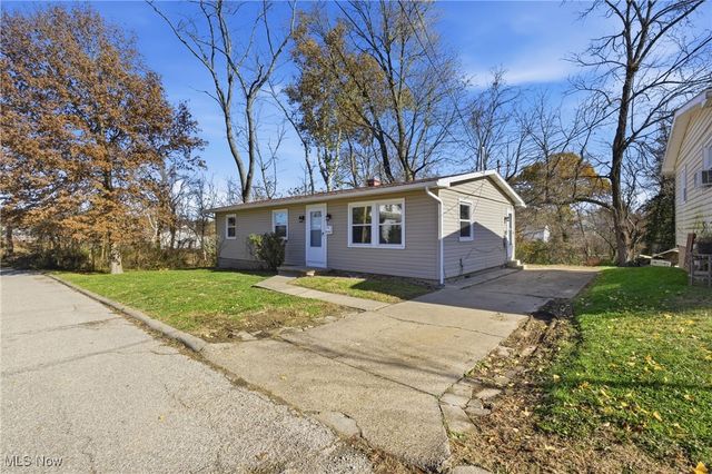 512 Maple Street A, Parkersburg, WV 26101