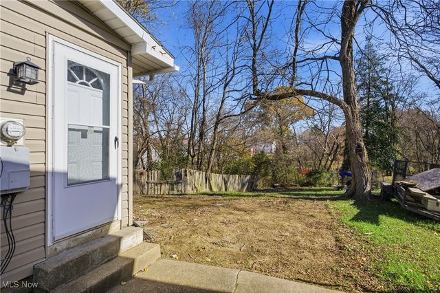 512 Maple Street A, Parkersburg, WV 26101