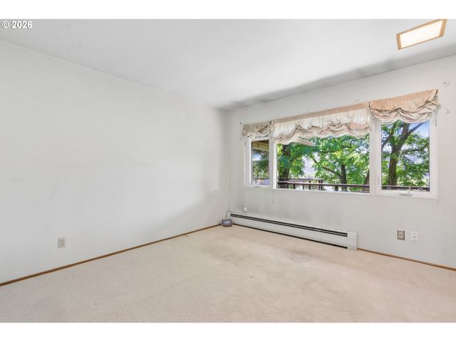 6550 N TYLER Ave, Portland, OR 97203