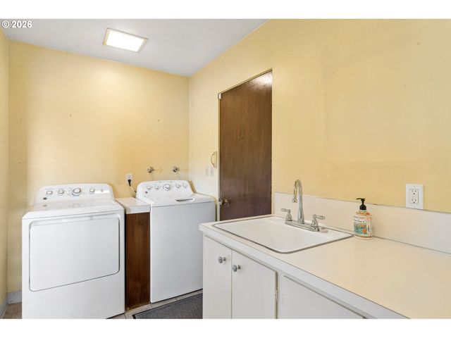 6550 N TYLER Ave, Portland, OR 97203