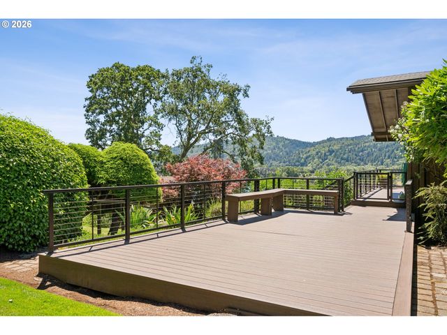 6550 N TYLER Ave, Portland, OR 97203