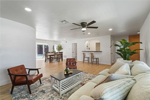 134 Seaview, Corpus Christi, TX 78411