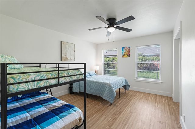 134 Seaview, Corpus Christi, TX 78411
