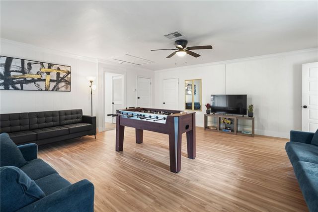 134 Seaview, Corpus Christi, TX 78411
