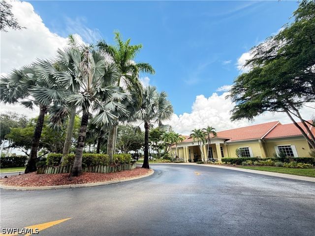 8274 Key Royal CIR 1025, Naples, FL 34119