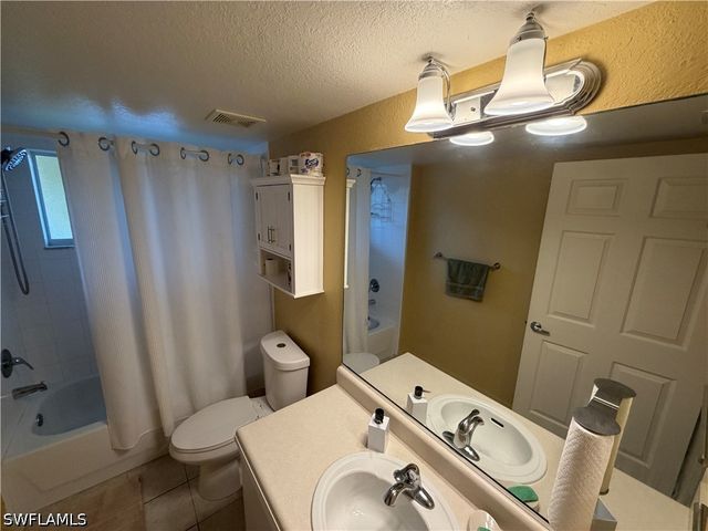 8274 Key Royal CIR 1025, Naples, FL 34119