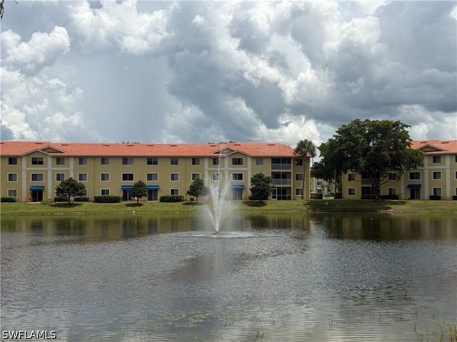 8274 Key Royal CIR 1025, Naples, FL 34119