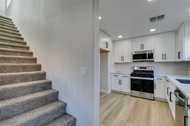 5601 Allison Court, Las Vegas, NV 89122