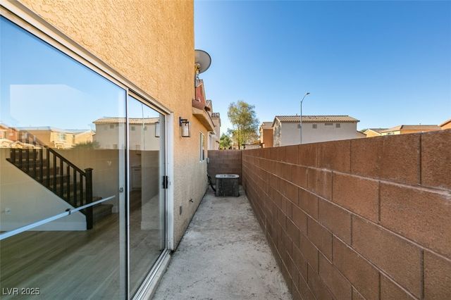 5601 Allison Court, Las Vegas, NV 89122