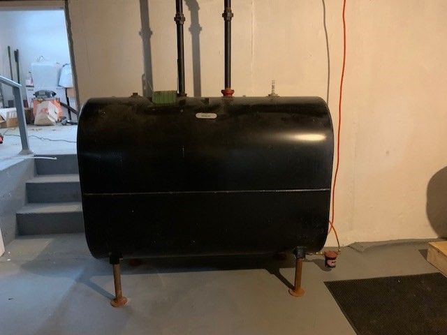 81 Brush Hill Rd, Sherborn, MA 01770