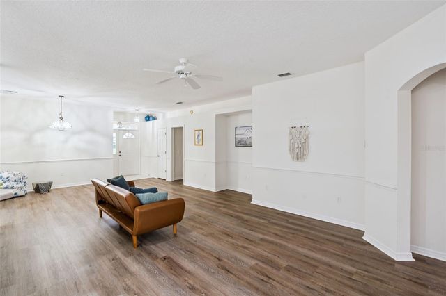 390 FOXHILL DRIVE, Debary, FL 32713