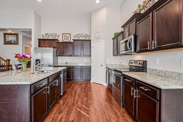 1092 Lady Nashville Dr, Hermitage, TN 37076