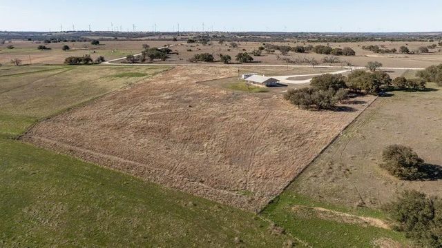 86 CR 215, Goldthwaite, TX 76844